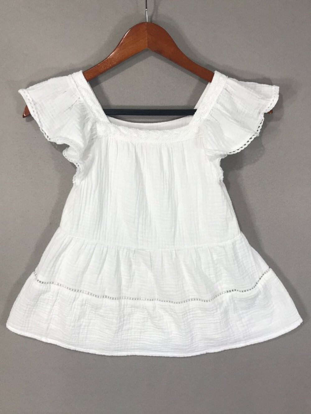 Cat & Jack Tank Dress Girl's XS 4/5 White Gauze Tiered Pullover Flutter Sleeve